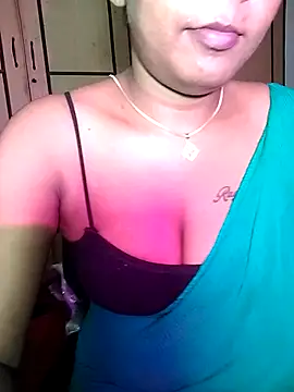 Snapshot of Tamil_Kavitha chatting on 07/28/26, 05:12 Tamil Kavitha online show from 07/28/26, 05:12