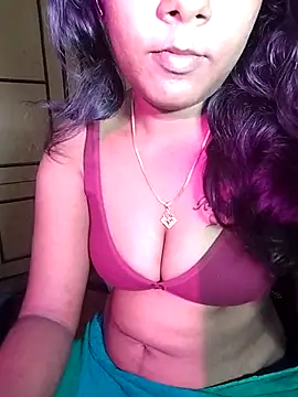 Snapshot of Tamil_Kavitha chatting on 08/01/26, 05:50 Tamil Kavitha online show from 08/01/26, 05:50