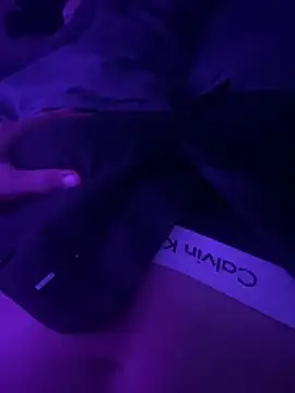 Snapshot of Adamsam88 chatting on 11/04/25, 07:24 Adamsam88 online show from 11/04/25, 07:24