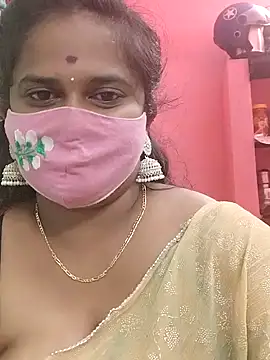 Snapshot of Diya_Rani chatting on 11/06/25, 05:25 Diya Rani online show from 11/06/25, 05:25