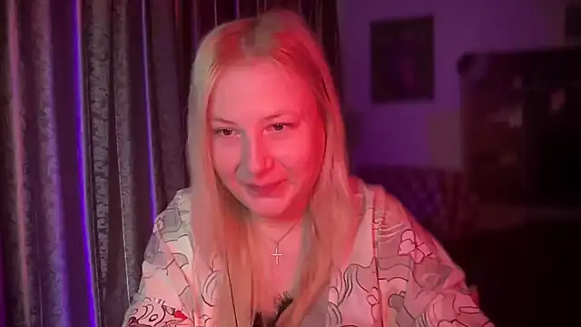 BikiHellena online show from 12/18/25, 07:25