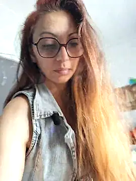 Snapshot of ChouqxxxCoreleone chatting on 09/29/25, 08:19 ChouqxxxCoreleone online show from 09/29/25, 08:19