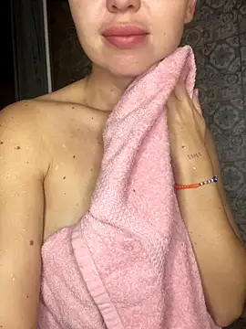 MartaLuna  online show from 10/07/25, 08:22