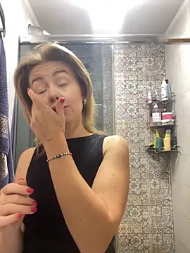 MartaLuna  online show from 10/24/25, 09:28