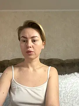 MartaLuna  online show from 10/30/25, 06:59