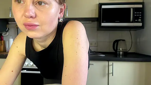 MartaLuna  online show from 03/25/26, 07:36