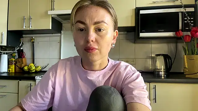 MartaLuna  online show from 04/16/26, 01:56