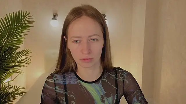 Snapshot of bella_li__ chatting on 01/07/26, 01:19 bella li online show from 01/07/26, 01:19