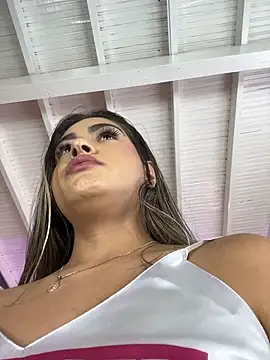 MayaMoanXXX online show from 11/06/25, 01:23