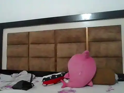 Snapshot of Bhabhi_osm chatting on 10/29/25, 01:08 Bhabhi osm online show from 10/29/25, 01:08