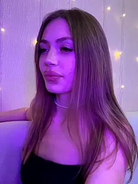 Elizabeth Tay online show from 11/27/25, 04:42