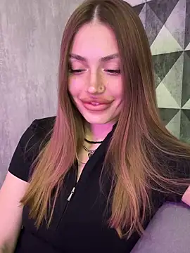 Elizabeth Tay online show from 03/30/26, 06:53