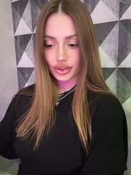 Elizabeth Tay online show from 04/01/26, 06:05