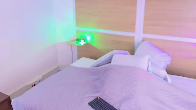 Snapshot of ValeryCortezm chatting on 02/09/26, 12:42 ValeryCortezm online show from 02/09/26, 12:42