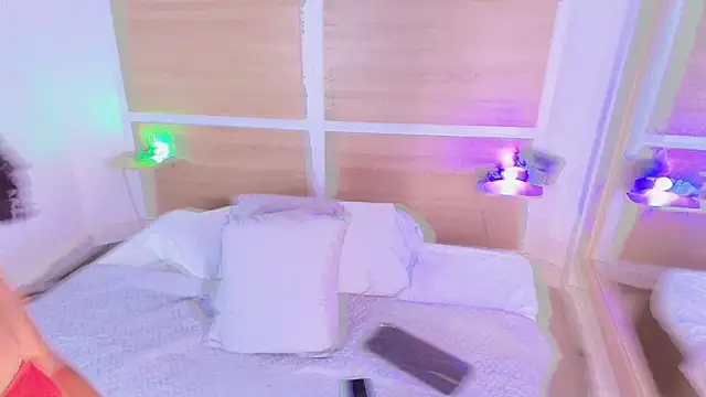 Snapshot of ValeryCortezm chatting on 02/15/26, 01:31 ValeryCortezm online show from 02/15/26, 01:31