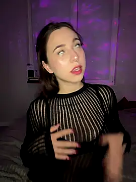 Amelia Peach online show from 11/16/25, 05:40