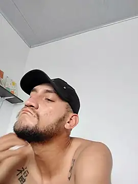 Snapshot of NOVUS22CM chatting on 10/07/25, 07:44 NOVUS22CM online show from 10/07/25, 07:44