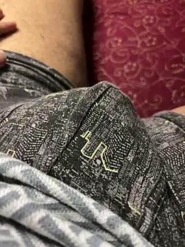 Snapshot of engineerboy14 chatting on 09/11/25, 06:52 engineerboy14 online show from 09/11/25, 06:52