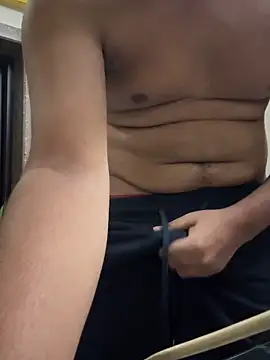 Snapshot of engineerboy14 chatting on 09/28/25, 08:47 engineerboy14 online show from 09/28/25, 08:47