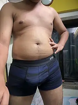 Snapshot of engineerboy14 chatting on 10/22/25, 07:13 engineerboy14 online show from 10/22/25, 07:13