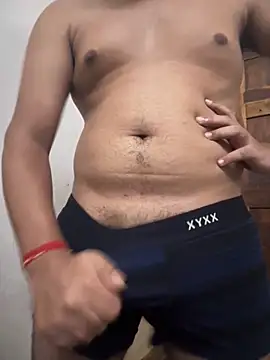 Snapshot of engineerboy14 chatting on 11/10/25, 06:40 engineerboy14 online show from 11/10/25, 06:40