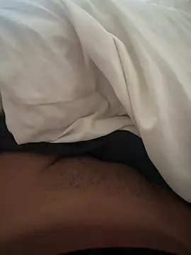 Snapshot of dlasian2026 chatting on 09/11/25, 05:46 dlasian2026 online show from 09/11/25, 05:46