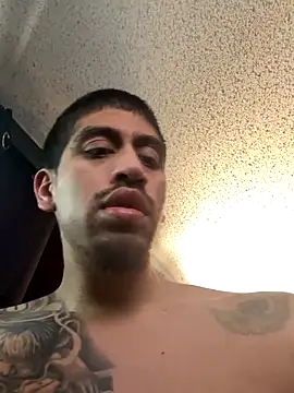 Snapshot of busnfatnutsLildee chatting on 10/30/25, 07:58 busnfatnutsLildee online show from 10/30/25, 07:58