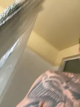 Snapshot of busnfatnutsLildee chatting on 11/08/25, 08:14 busnfatnutsLildee online show from 11/08/25, 08:14