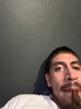 Snapshot of busnfatnutsLildee chatting on 11/12/25, 05:41 busnfatnutsLildee online show from 11/12/25, 05:41