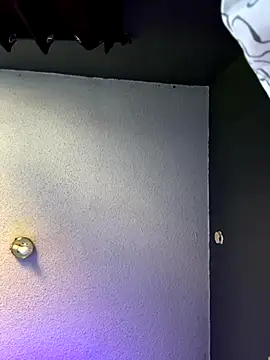 Snapshot of busnfatnutsLildee chatting on 11/26/25, 09:49 busnfatnutsLildee online show from 11/26/25, 09:49