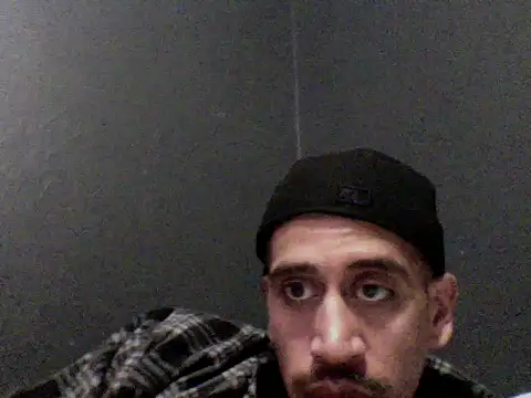 Snapshot of busnfatnutsLildee chatting on 11/27/25, 12:07 busnfatnutsLildee online show from 11/27/25, 12:07