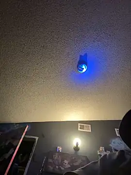 Snapshot of busnfatnutsLildee chatting on 12/01/25, 01:05 busnfatnutsLildee online show from 12/01/25, 01:05