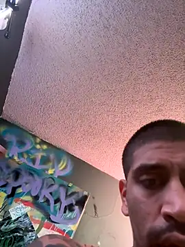 Snapshot of busnfatnutsLildee chatting on 12/05/25, 02:20 busnfatnutsLildee online show from 12/05/25, 02:20