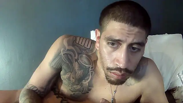 Snapshot of busnfatnutsLildee chatting on 12/16/25, 04:56 busnfatnutsLildee online show from 12/16/25, 04:56