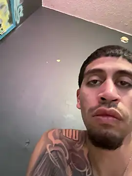 Snapshot of busnfatnutsLildee chatting on 01/15/26, 08:56 busnfatnutsLildee online show from 01/15/26, 08:56