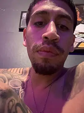 Snapshot of busnfatnutsLildee chatting on 02/08/26, 01:53 busnfatnutsLildee online show from 02/08/26, 01:53