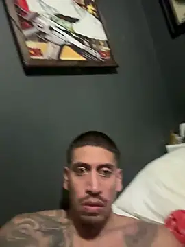 Snapshot of busnfatnutsLildee chatting on 02/11/26, 04:39 busnfatnutsLildee online show from 02/11/26, 04:39