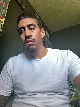 busnfatnutsLildee online show from 03/24/26, 08:47