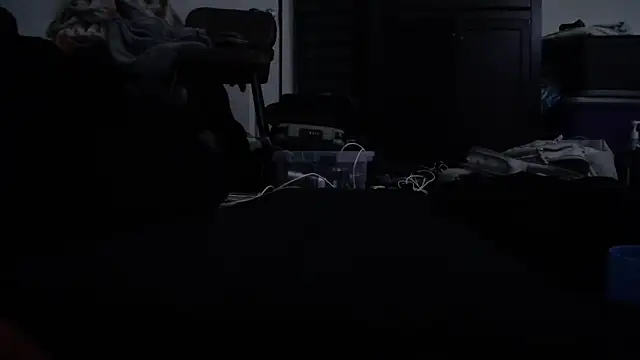 Snapshot of jasoncali305 chatting on 10/05/25, 05:00 jasoncali305 online show from 10/05/25, 05:00