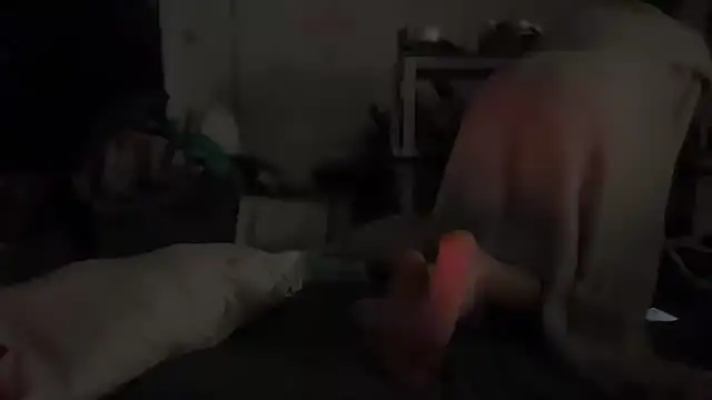 jasoncali305 online show from 04/21/26, 06:09