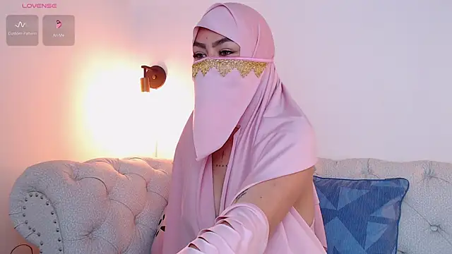 Jazmin milk online show from 03/26/26, 01:49