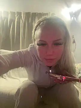 paulinaalatalo online show from 04/16/26, 02:12