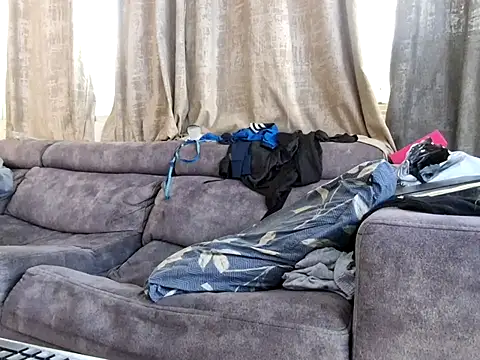 Alexis21821 online show from 02/10/26, 07:45