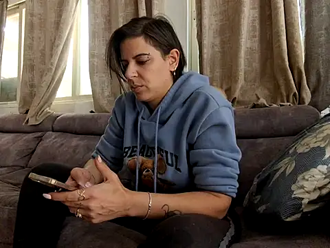 Alexis21821 online show from 02/15/26, 10:14