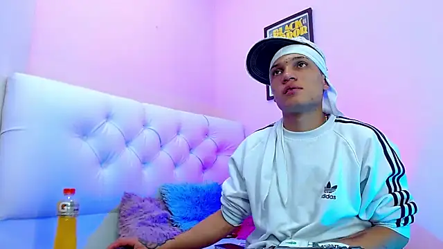 EL VENEZOLANO 22CM online show from 11/26/25, 04:13