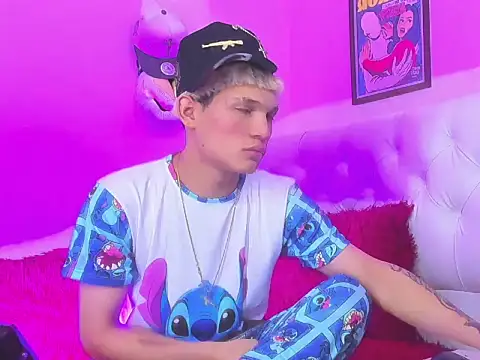 EL VENEZOLANO 22CM online show from 12/19/25, 03:24