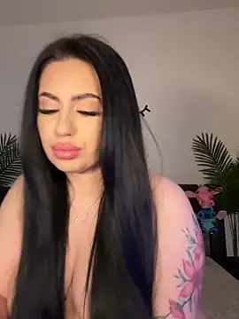 Snapshot of Andrestarr chatting on 03/12/25, 01:47 Andrestarr online show from 03/12/25, 01:47