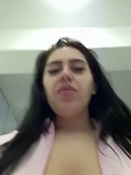 Snapshot of Andrestarr chatting on 02/01/26, 02:48 Andrestarr online show from 02/01/26, 02:48