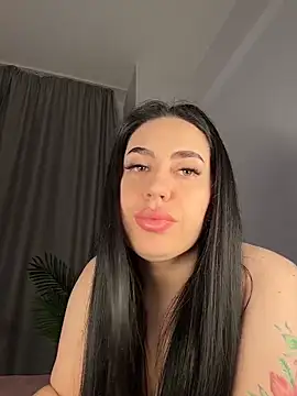 Snapshot of Andrestarr chatting on 02/15/26, 05:31 Andrestarr online show from 02/15/26, 05:31