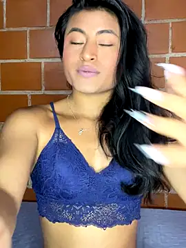 Michelle Narvaez online show from 09/26/25, 06:34